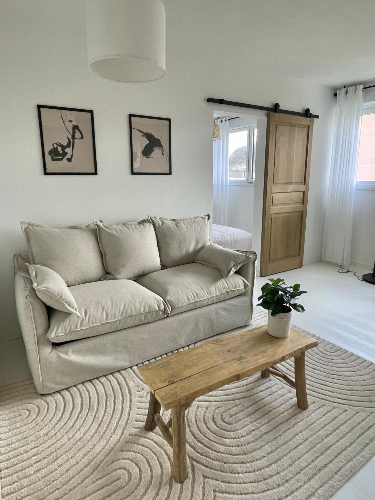 Apartmán Au Coeur De La Ponetie Aurillac Exteriér fotografie